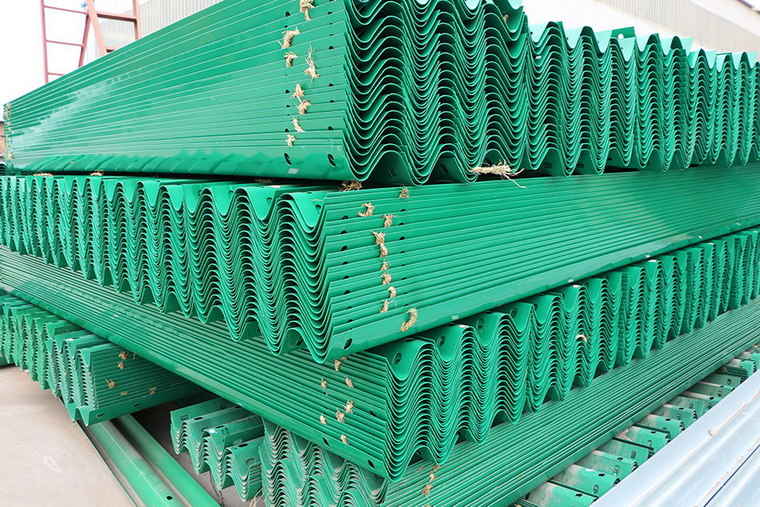 波形護(hù)欄板