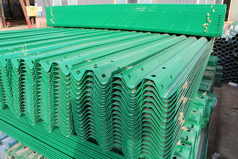 詳解波形梁護欄施工流程及注意事項